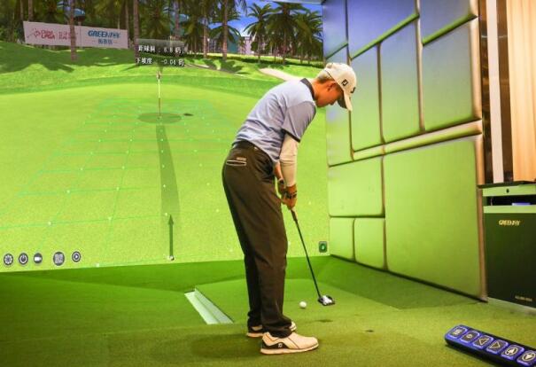 中巡復(fù)工大戰(zhàn)為12洞四人兩球團隊逐洞賽 韓雨岑開出第一桿 總獎金10萬人民幣