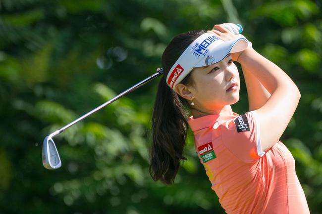 高爾夫女子日巡將展開(kāi)富士通賽的爭(zhēng)奪。該賽事總獎(jiǎng)金1億日元（約合人民幣638萬(wàn)元）